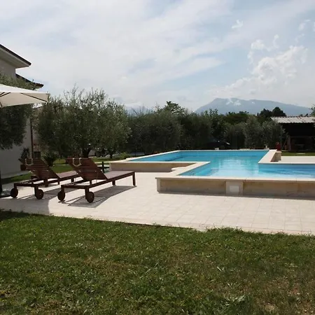 Torri Apartment *